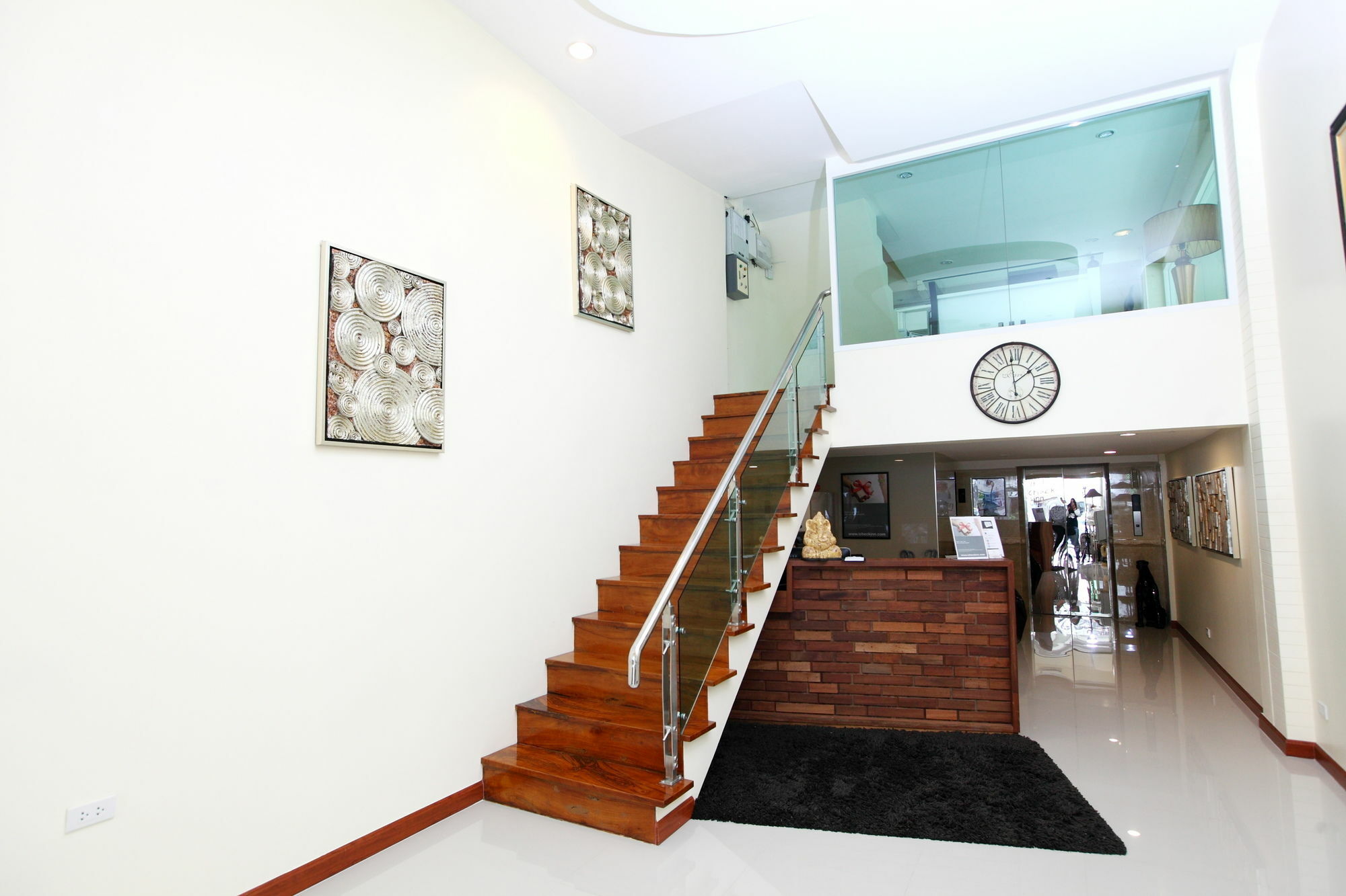 Icheck Inn Sukhumvit 22 Bangkok Exterior photo